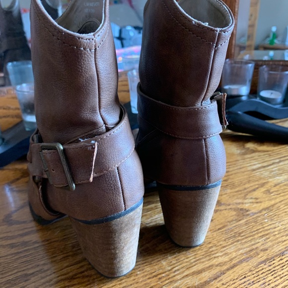 Vanity booties - Picture 5 of 5